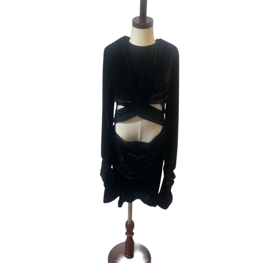 Dark Romantic PRETTYLITTLETHING Cut Out Ruched Bodycon Mini Dress NWT Size 2‎ US